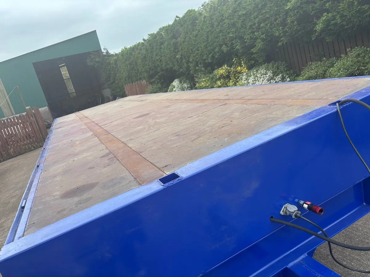 28ft FLAT TRAILER - Image 4