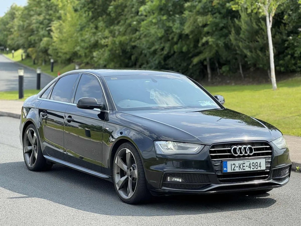 Audi A4 S-line 2012 - Image 2