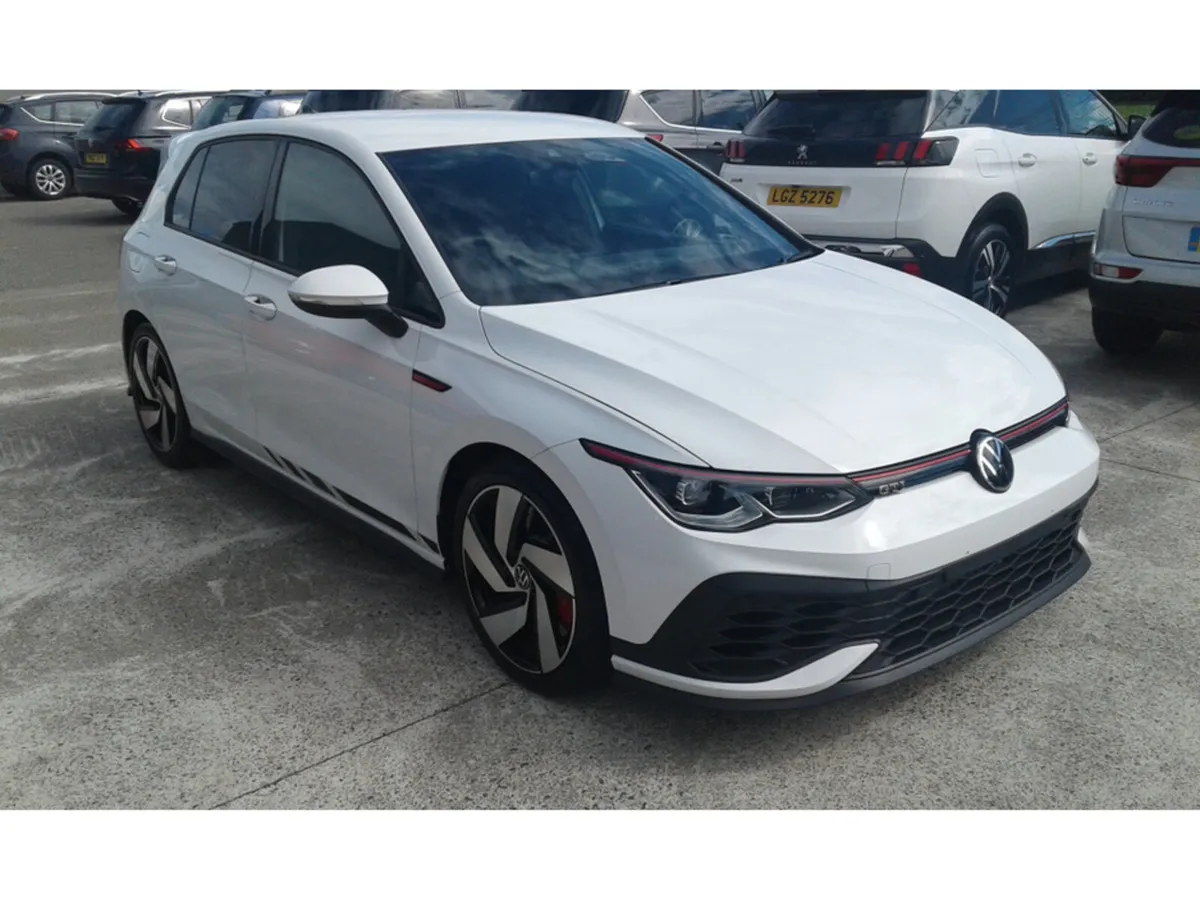 Volkswagen Golf GTI CLUBSPORT 300BHP - Image 2