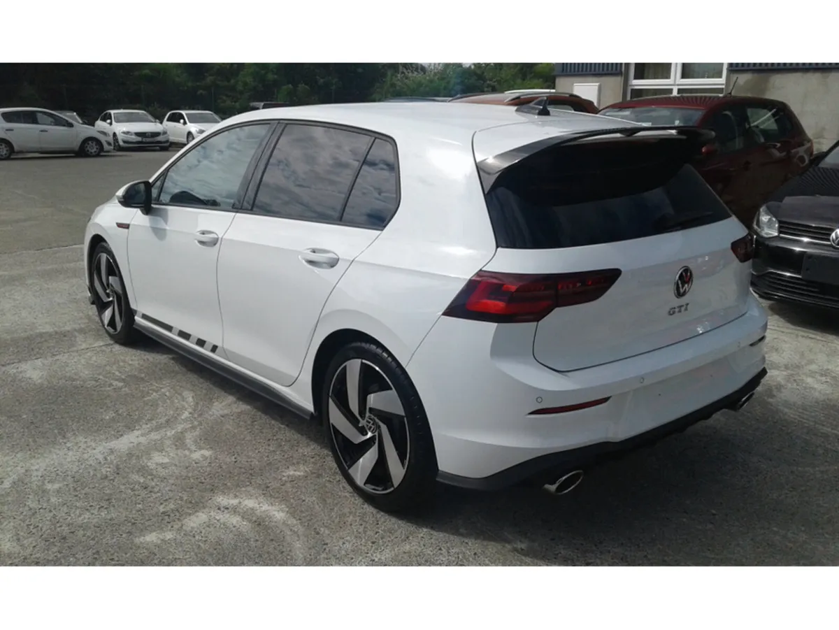 Volkswagen Golf GTI CLUBSPORT 300BHP - Image 3