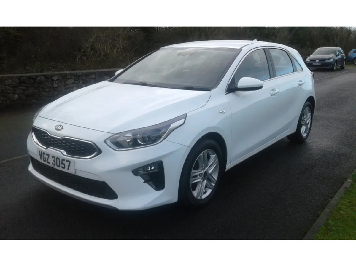 Kia Ceed 2 NAV CRDI ISG MHEV - Image 2