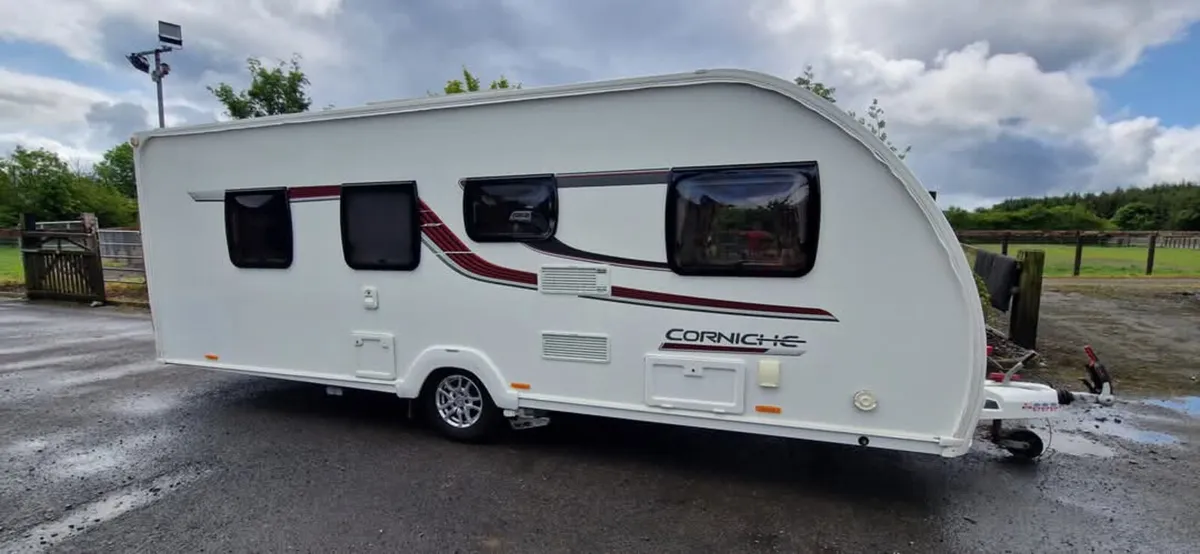 Swift Corniche 19/4 island bed Caravan - Image 2