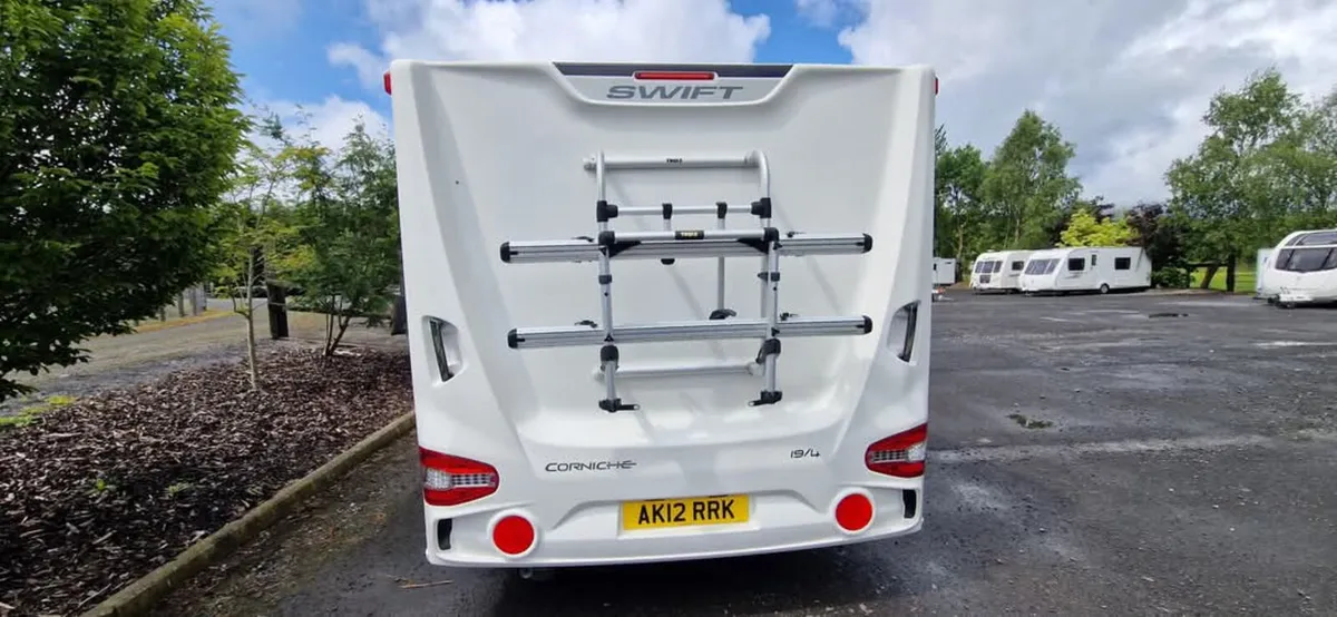 Swift Corniche 19/4 island bed Caravan - Image 4
