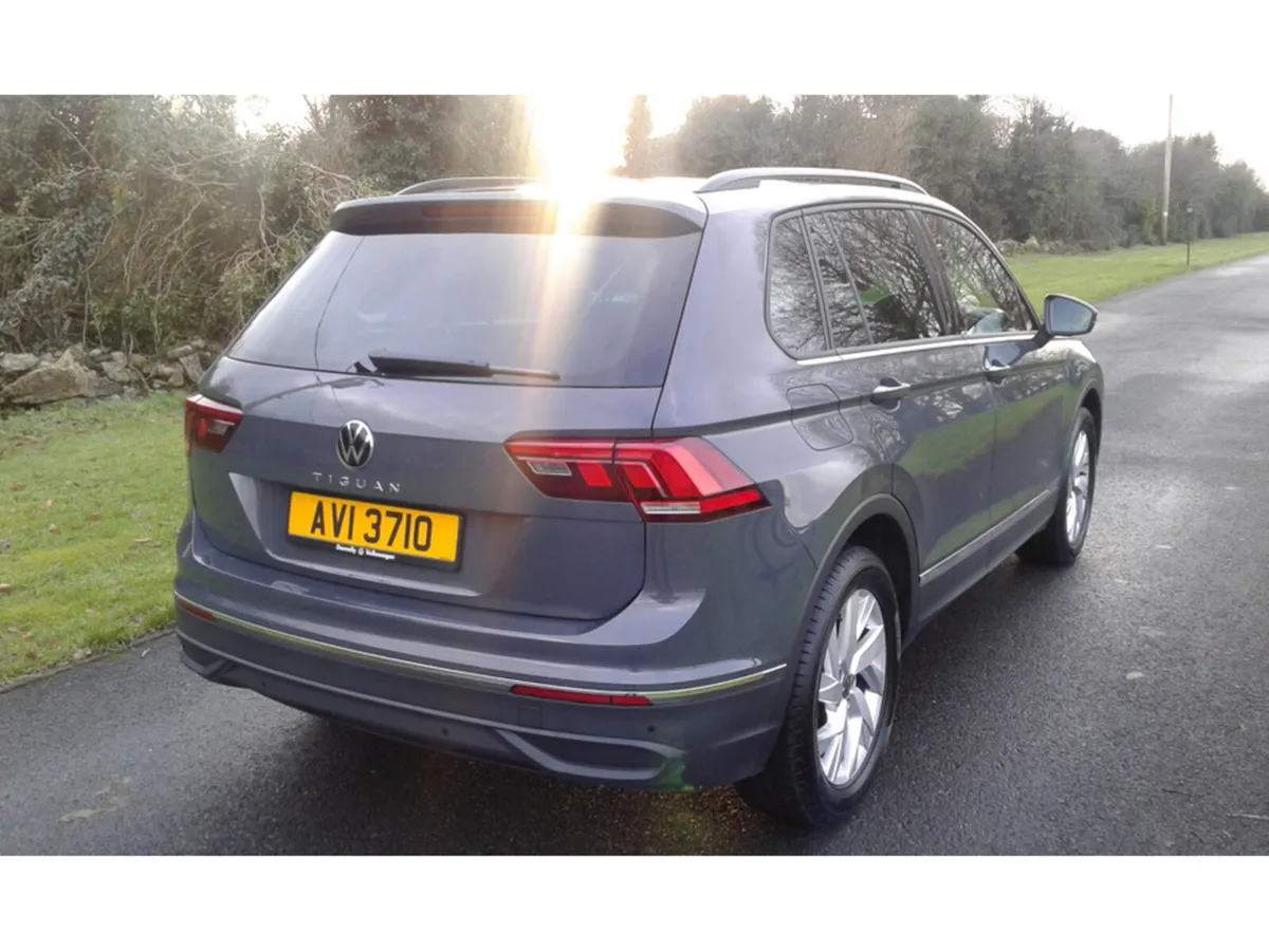 Volkswagen Tiguan LIFE TDI - Image 3