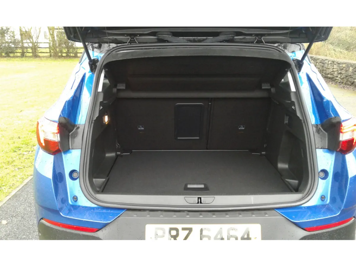 Vauxhall Grandland X X SPORT NAV T D - Image 3
