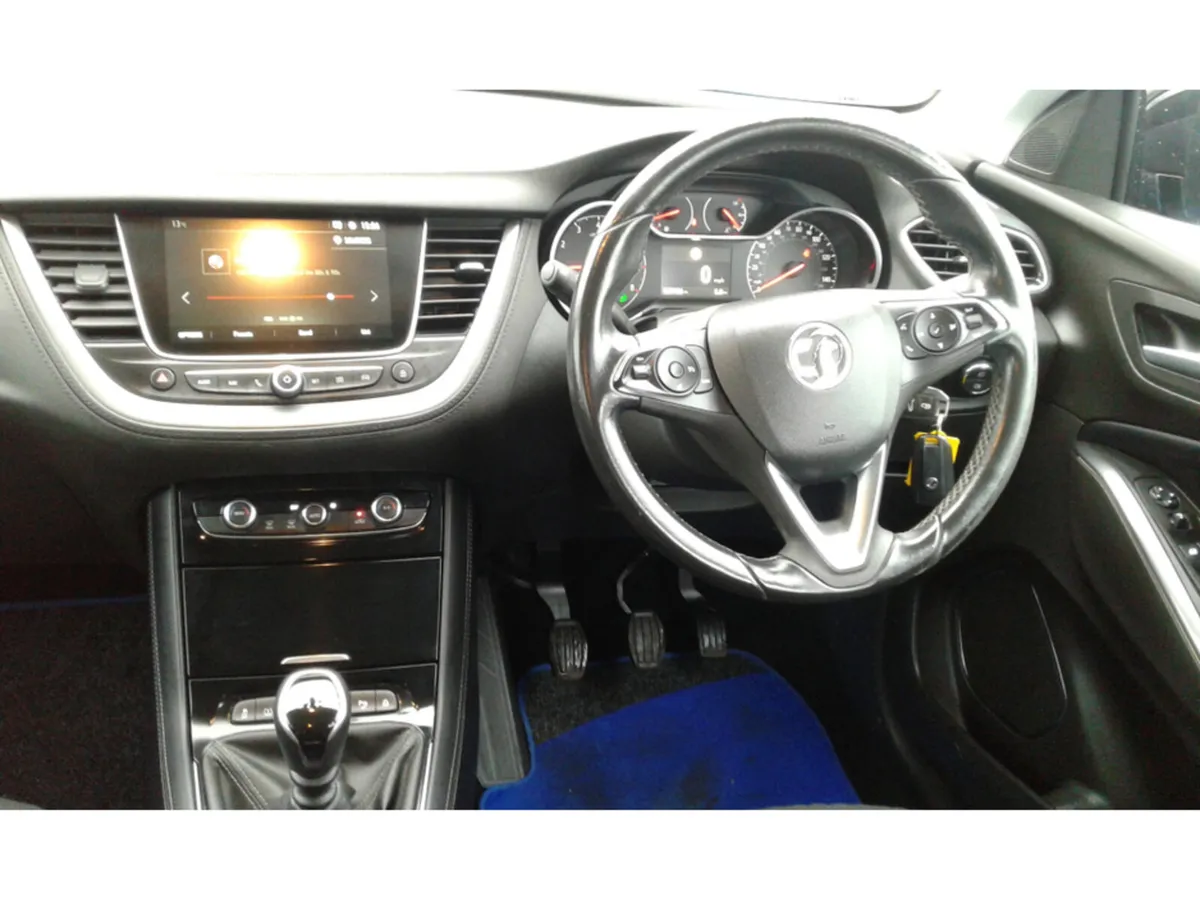 Vauxhall Grandland X X SPORT NAV T D - Image 4