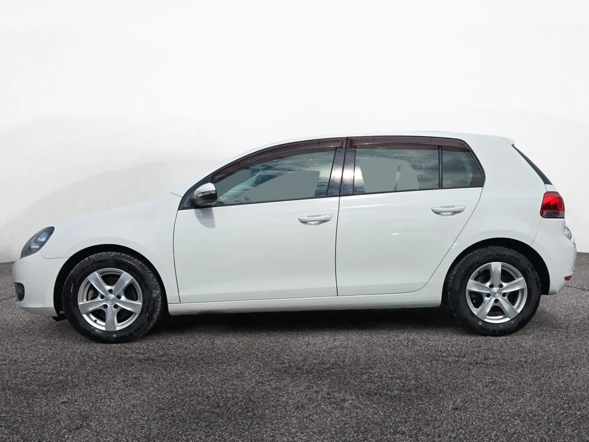 Volkswagen Golf 2012 Automatic MK6 - Image 4