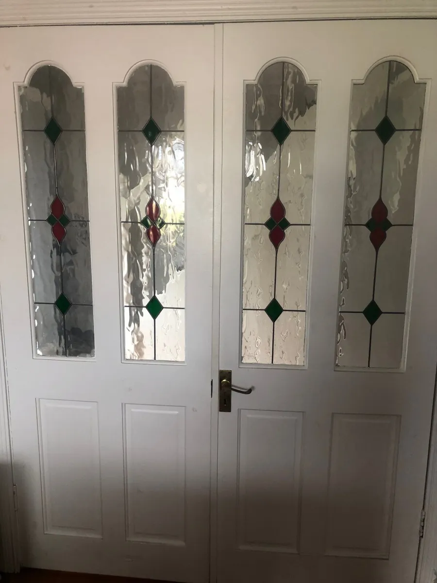 Internal doors with stained glass - Image 1