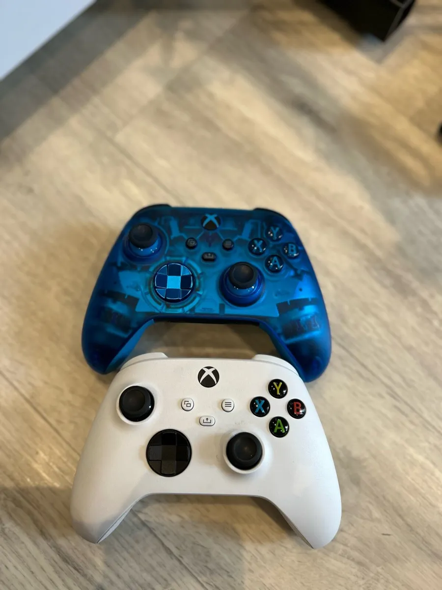 Xbox series S - Image 2