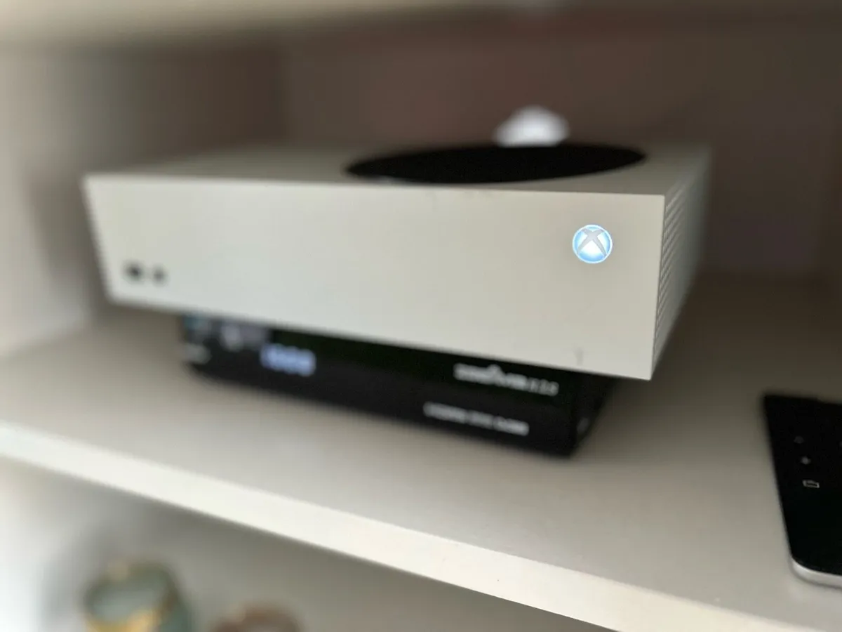 Xbox series S - Image 4