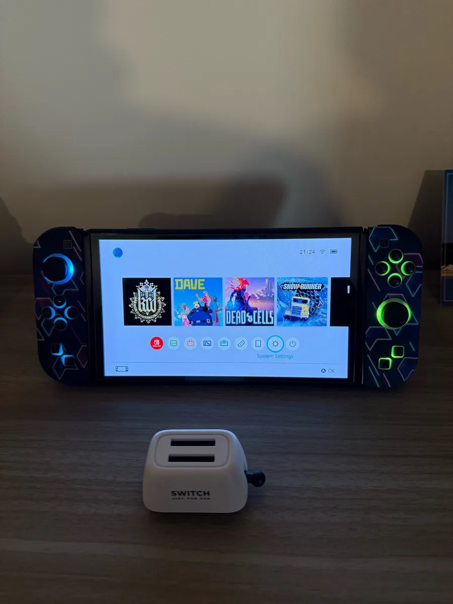 Nintendo Switch OLED Custom Japanese Edition - Image 1