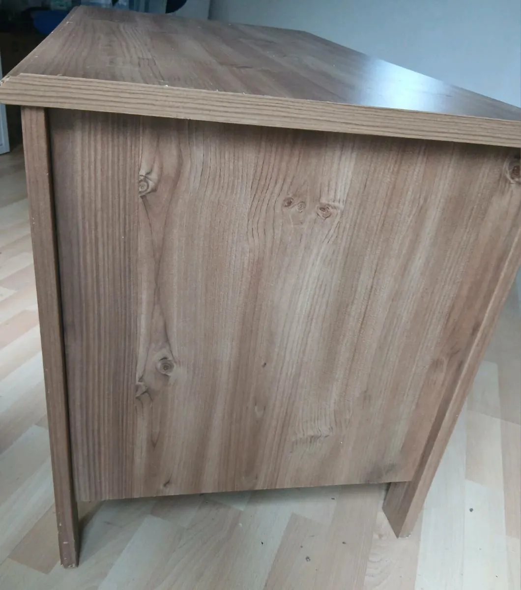 TV Table - Image 3