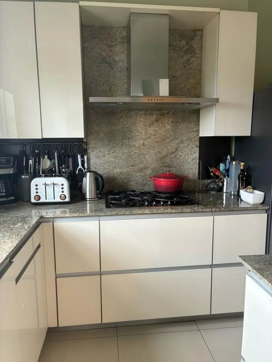 Kitchen and Granite counters - Image 2