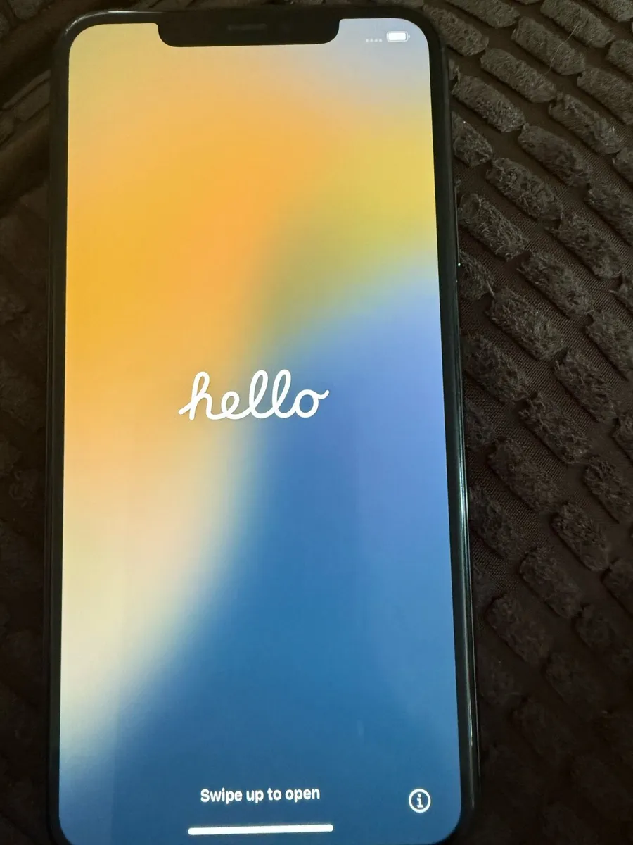 iPhone 11 Pro Max 256GB - Image 1