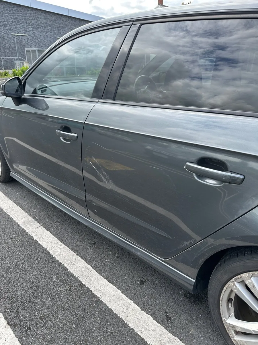 Audi A3 2015 - Image 4