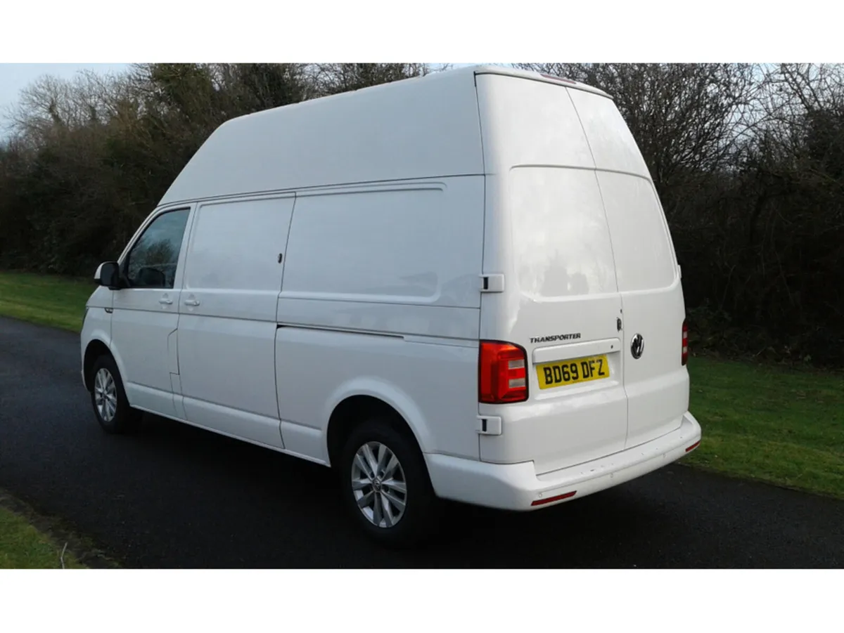 Volkswagen Transporter T30 HIGHLINE - Image 3