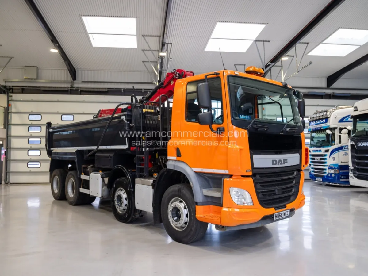 2018 (68) DAF CF 400 8X4 TIPPER GRAB - Image 3