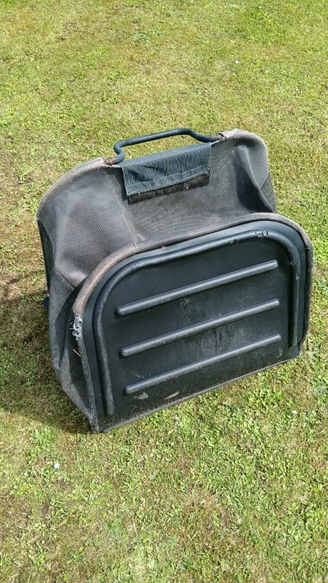 Hayter grassbox - Image 2