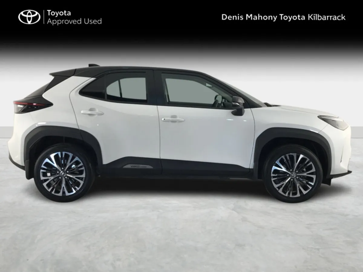 Toyota Yaris Cross YARIS CROSS SOL - Image 3