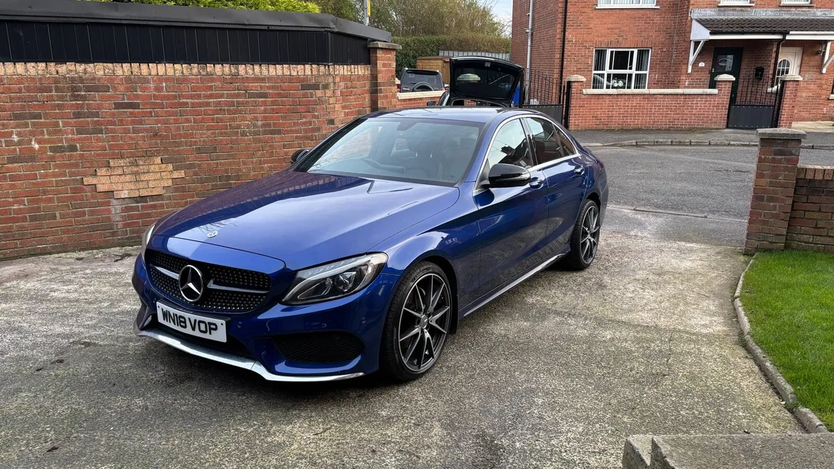 Mercedes c class 220D - Image 1
