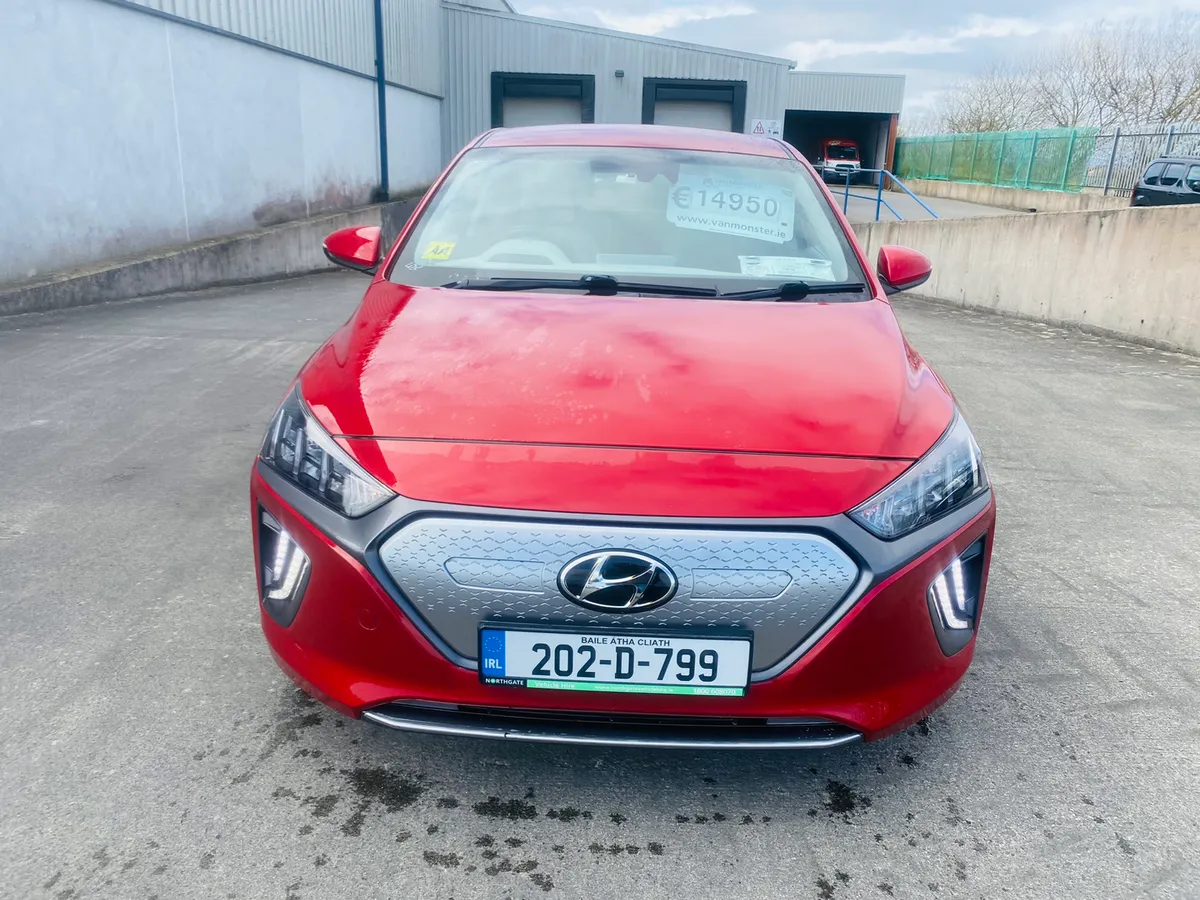 202 Hyundai IONIQ Premium 38kw Electric €15,950 - Image 2