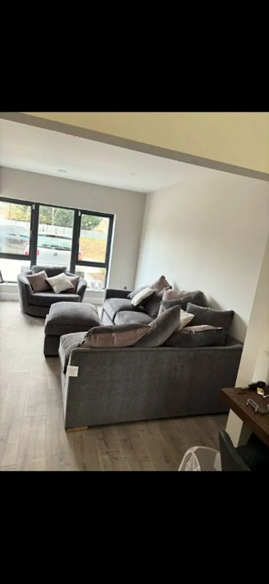 Fantasia Couch, Swivel chair and ottoman footstool - Image 3