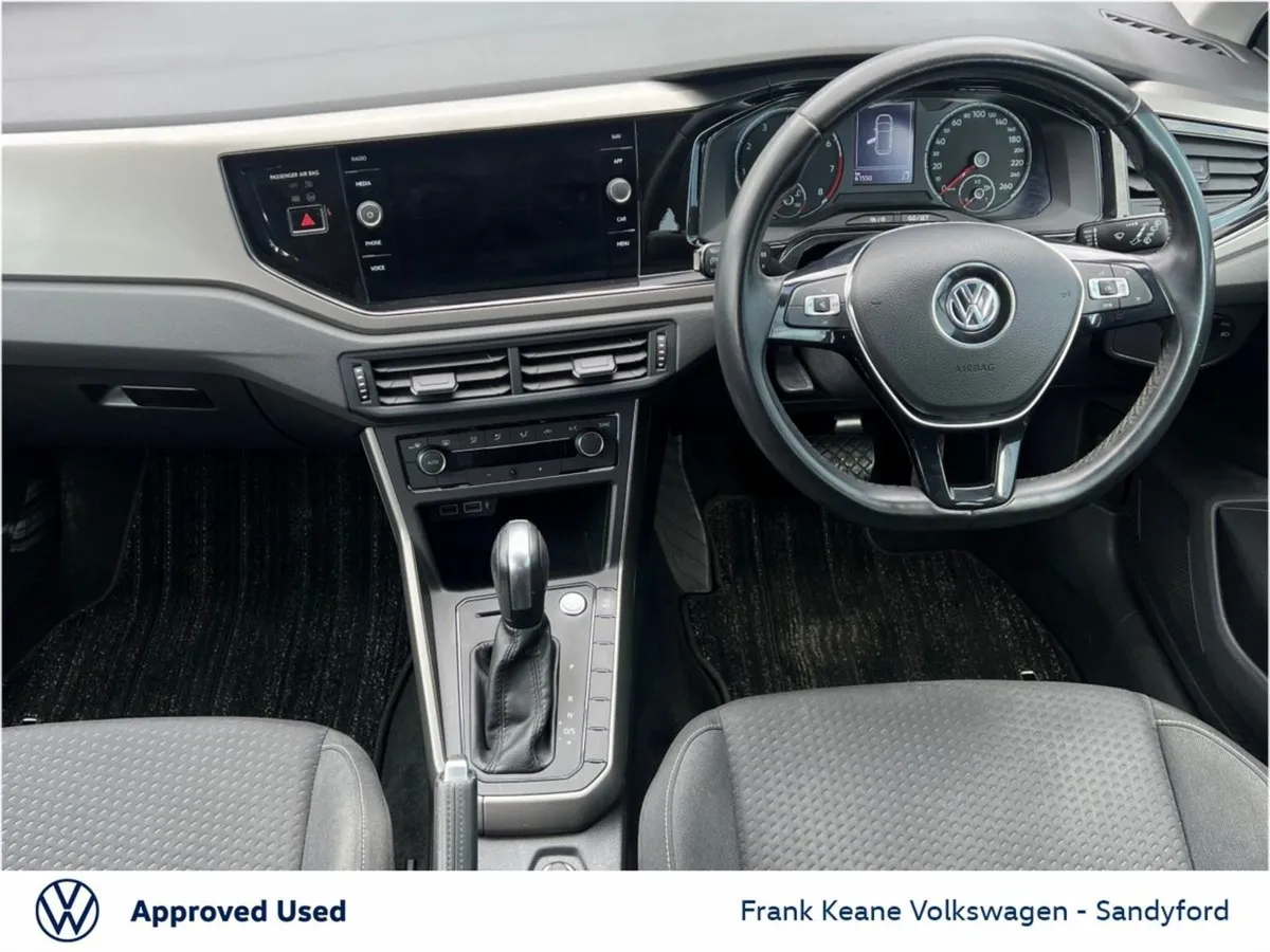 Volkswagen Polo  comfort Line  1.0 DSG Automatic - Image 2