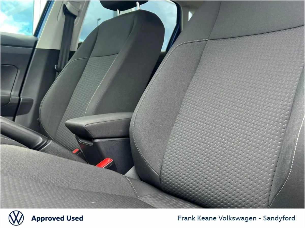Volkswagen Polo  comfort Line  1.0 DSG Automatic - Image 4