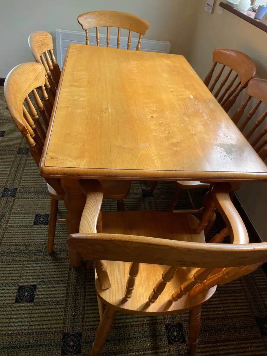 Solid handmade table and 6 chairs - Image 3
