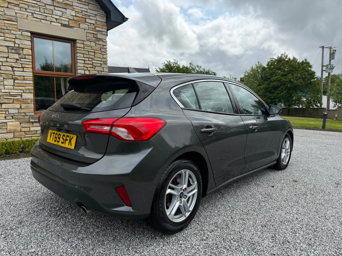 Ford Focus 2019 - Image 3