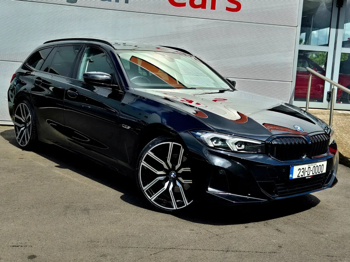 2023 BMW 330e Sport Touring Shadow Pack - Image 2