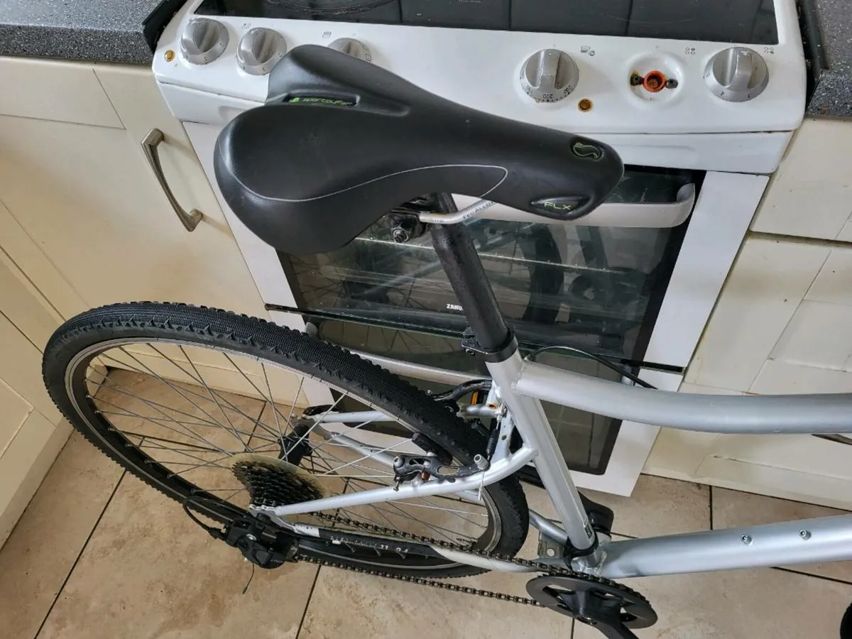 Bike  hybrid bike - Image 2