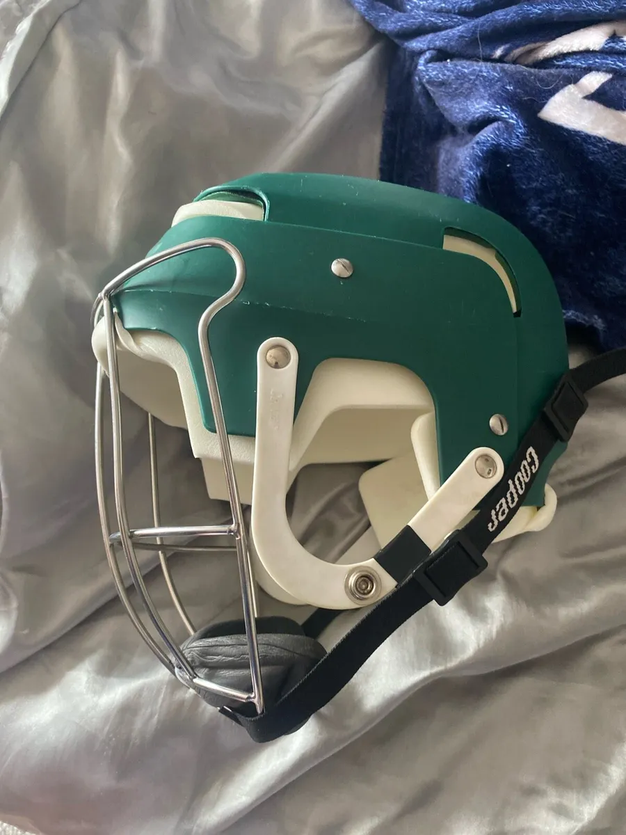 Cooper sk100 hurling helmet - Image 2