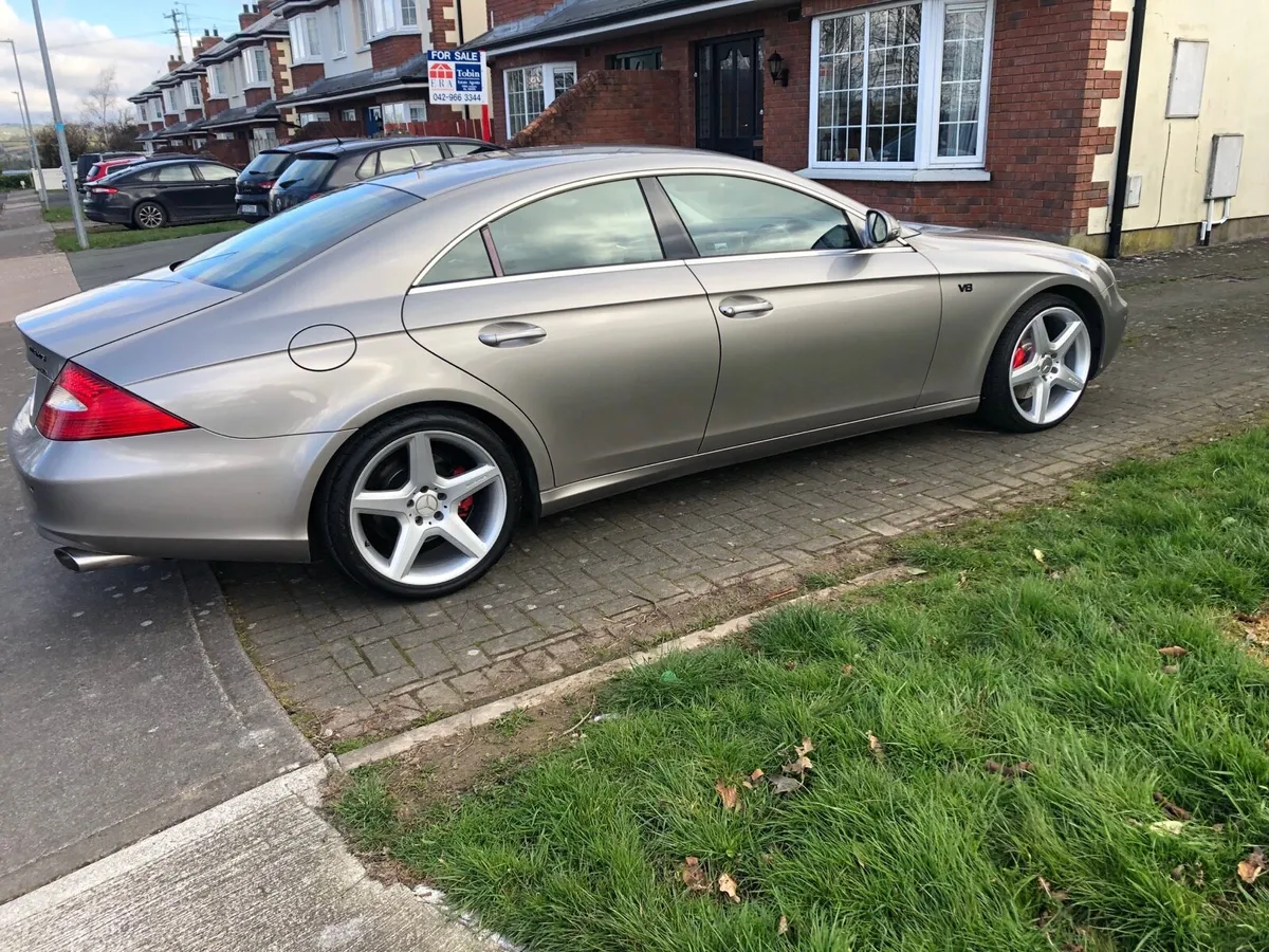 Mercedes cls 55 amg V8 - Image 2