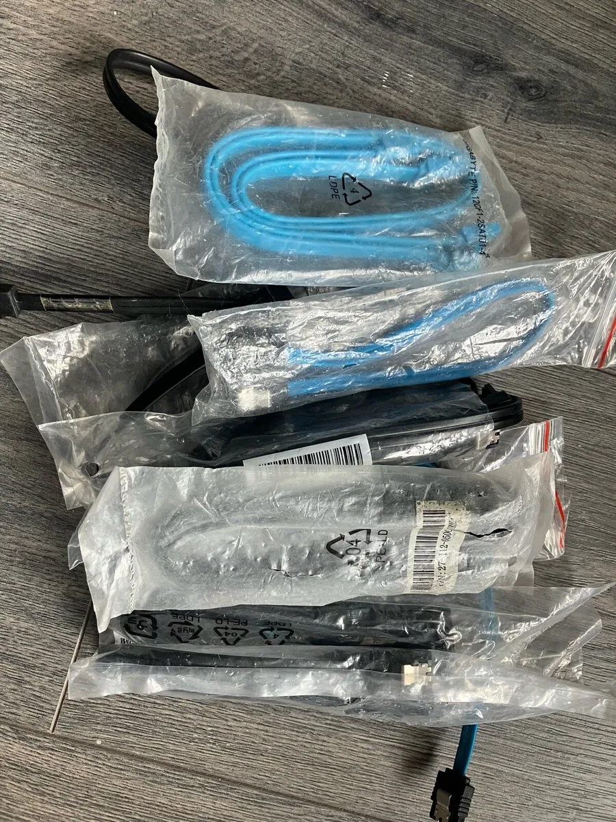 Sata cables