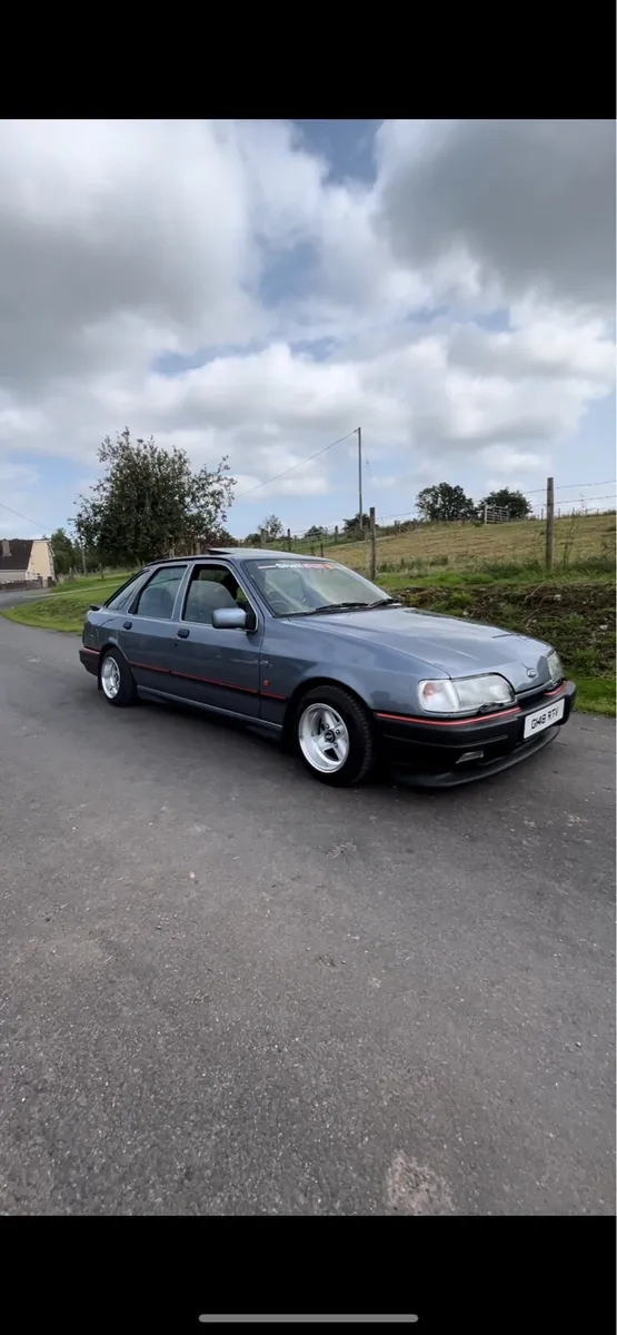 Ford Sierra Ghia - Image 3
