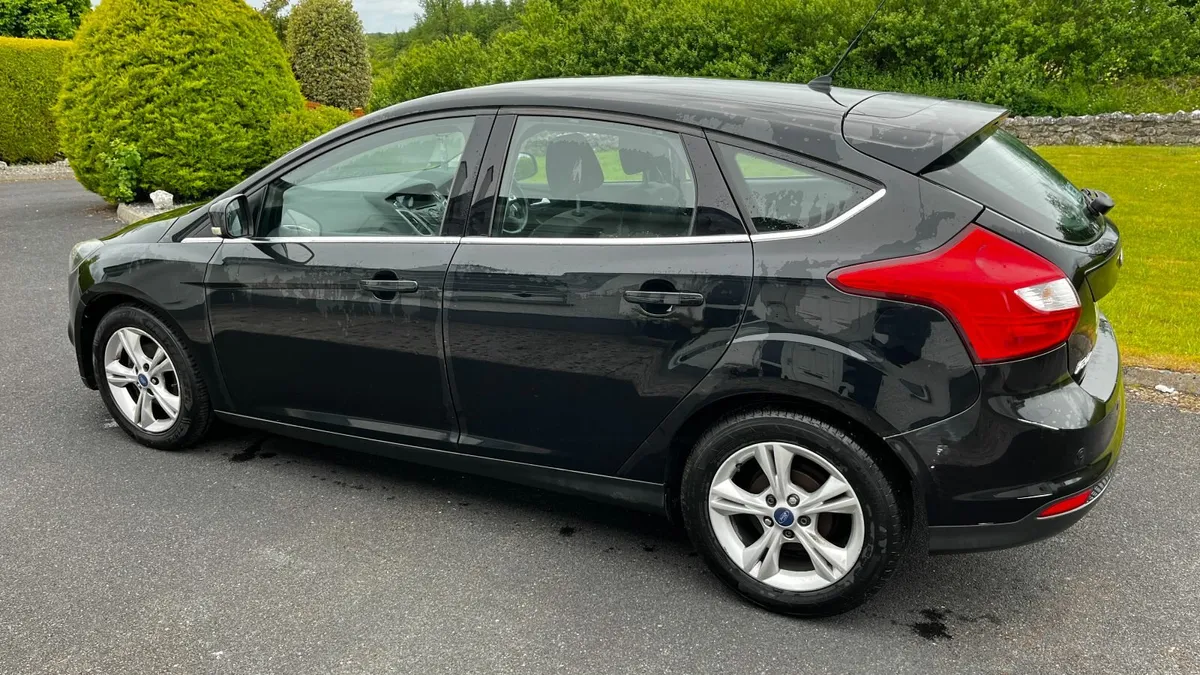 Ford Focus 2012 - Image 3