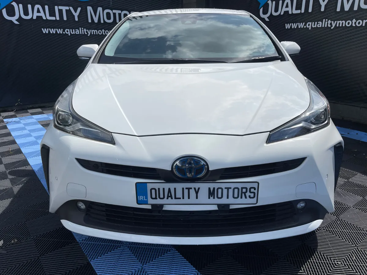 2020 TOYOTA PRIUS HYBRID (S74) - Image 1