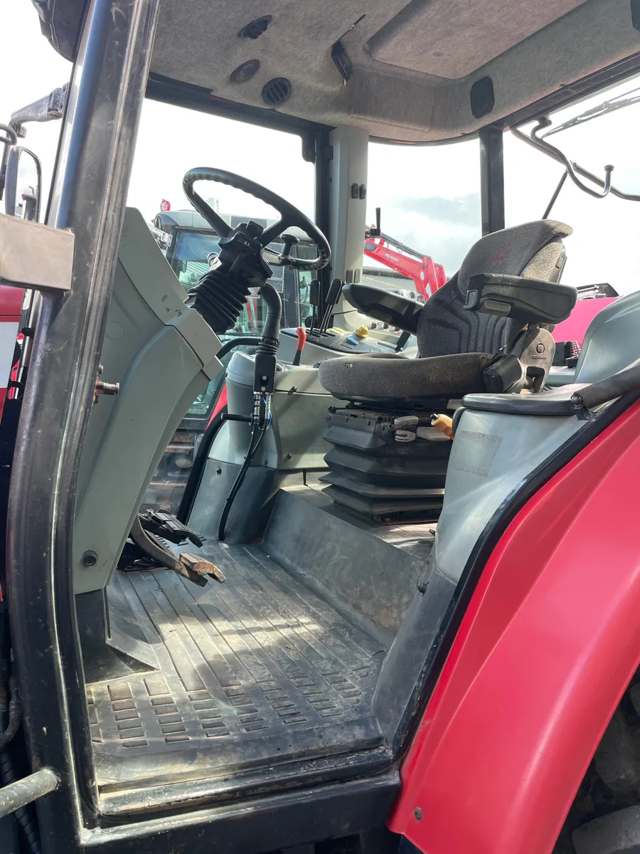Massey Ferguson 5460 2008 - Image 3