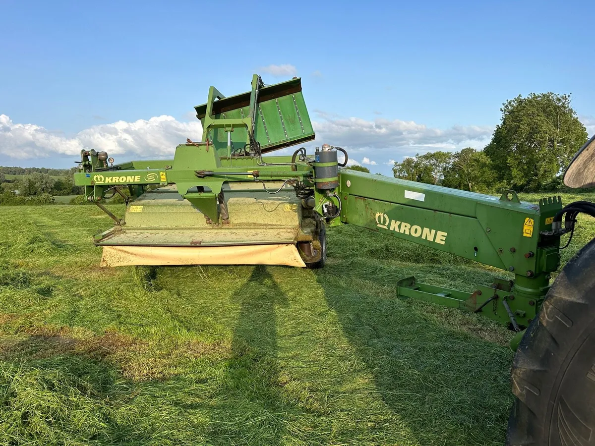 Krone 10ft mower - Image 3