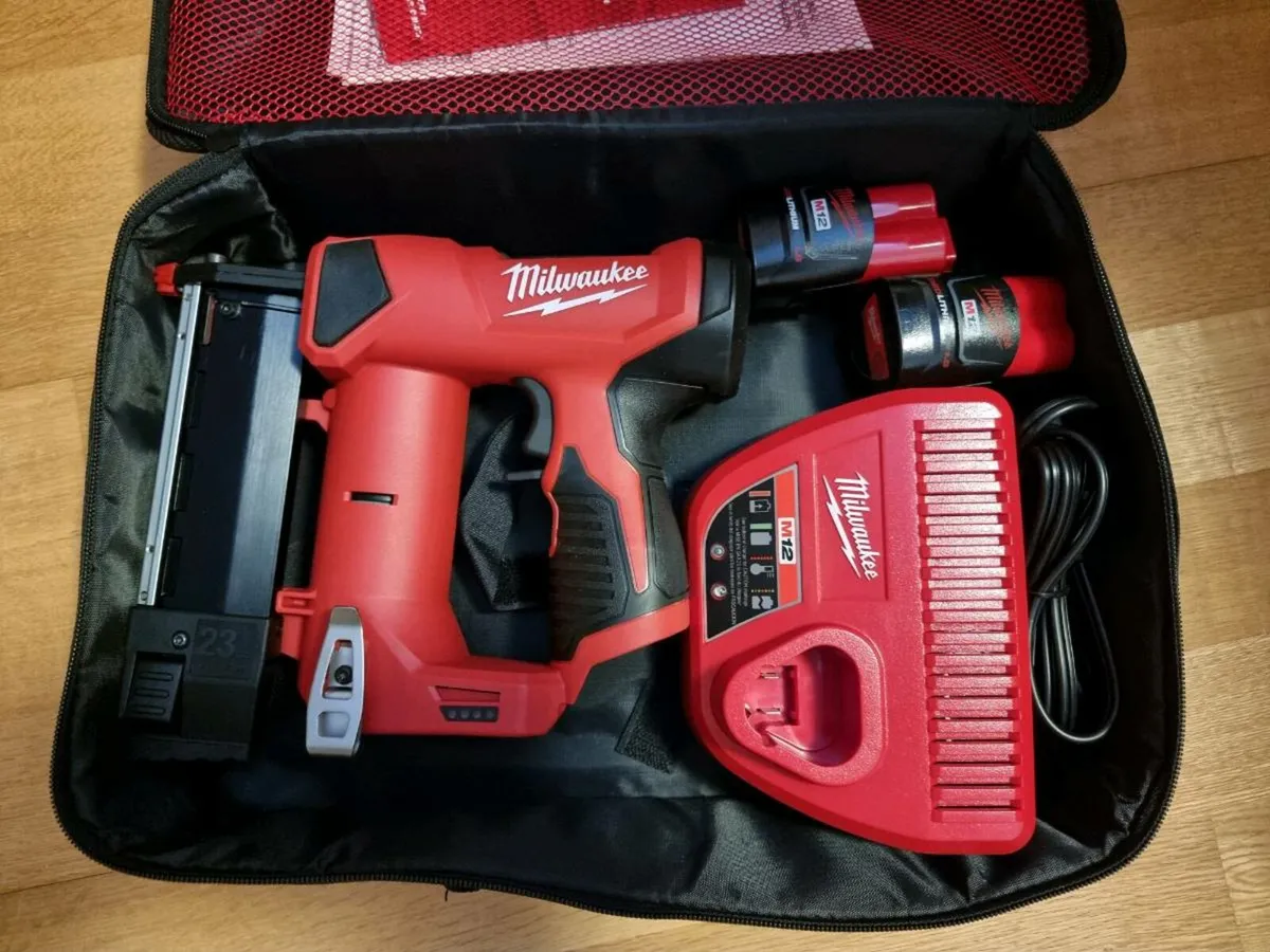 Milwaukee M12 23 Gauge Pin Nail Gun Kit - Image 1
