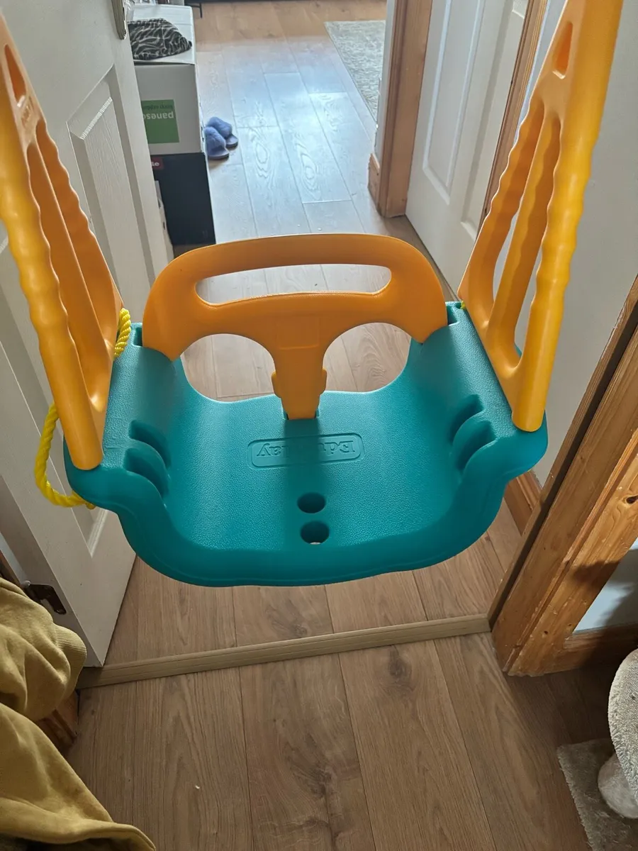 Kids swing, 9months - 7years old - Image 1