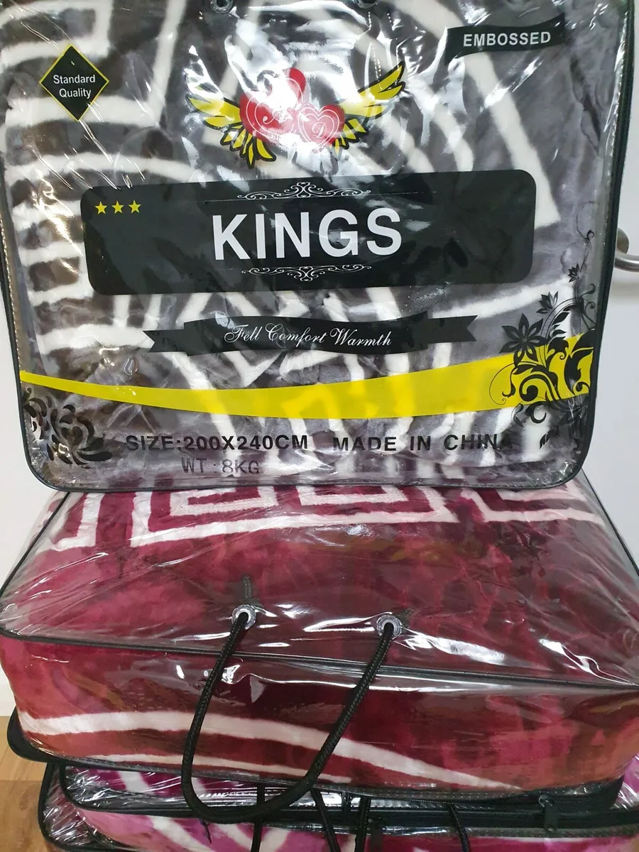 Brand new good quality mink blanket - Image 2