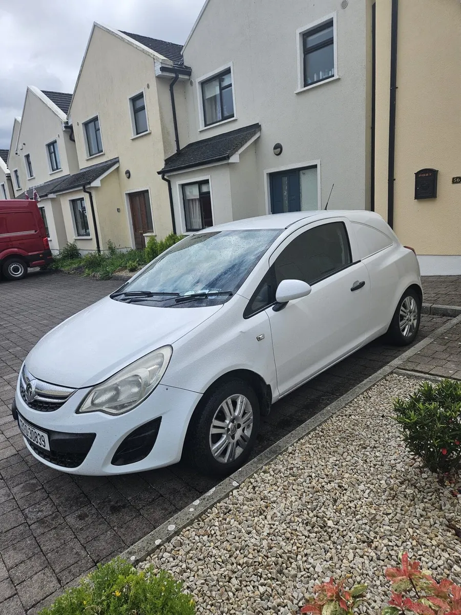 Vauxhall Corsa - Image 3
