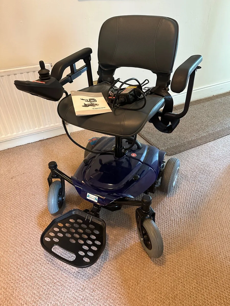 Mobility scooter - Image 1