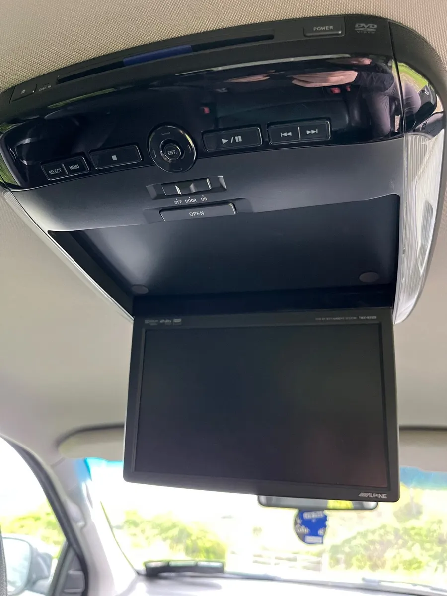 Volvo XC90 2010 - Image 2