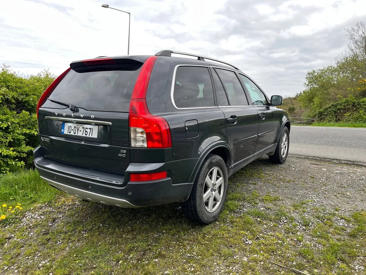 Volvo XC90 2010 - Image 4