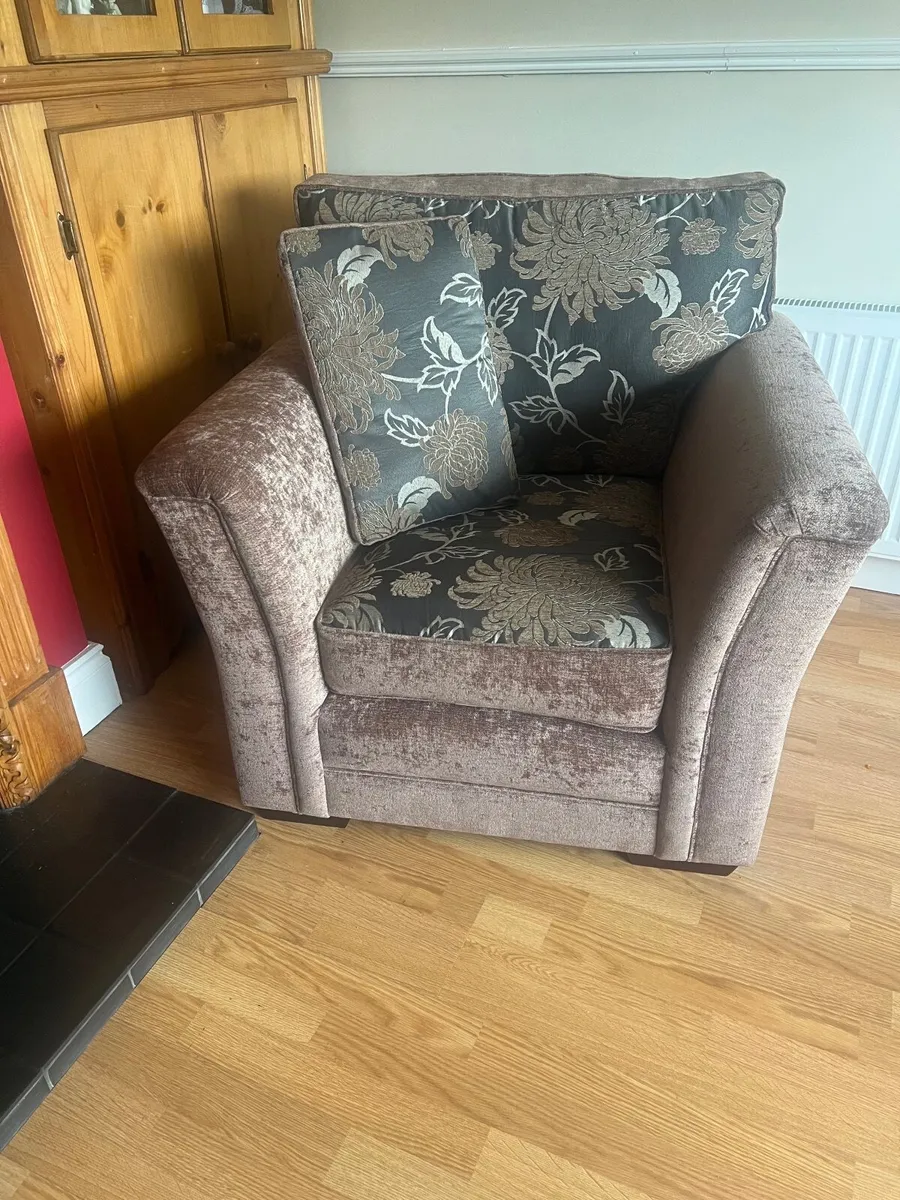 Couch - Image 3