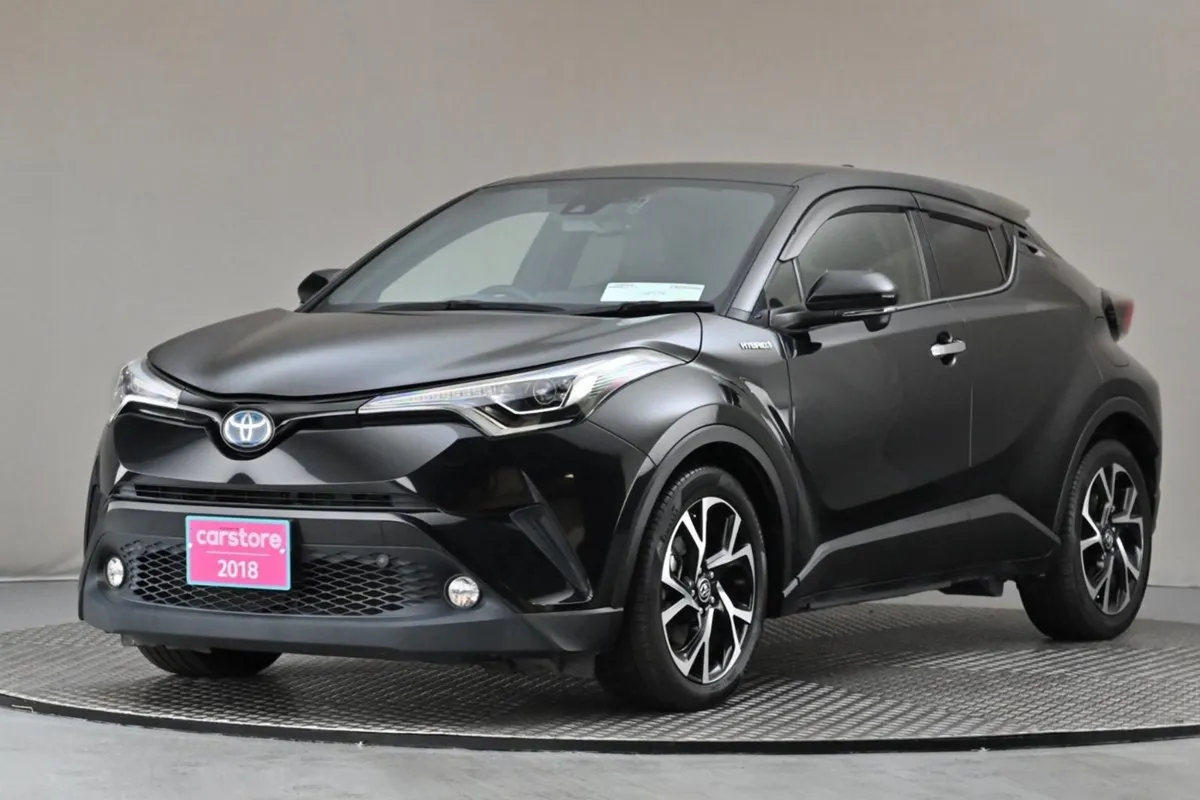 Toyota C-HR 1.8 Hybrid  half Leather reverse Cam - Image 3