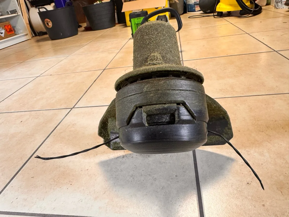 Ego plus IQ Strimmer (self load )+4.0Ah battery - Image 2